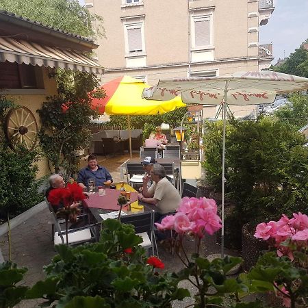 Gast Haus Weisses Schaefli Arbon Extérieur photo
